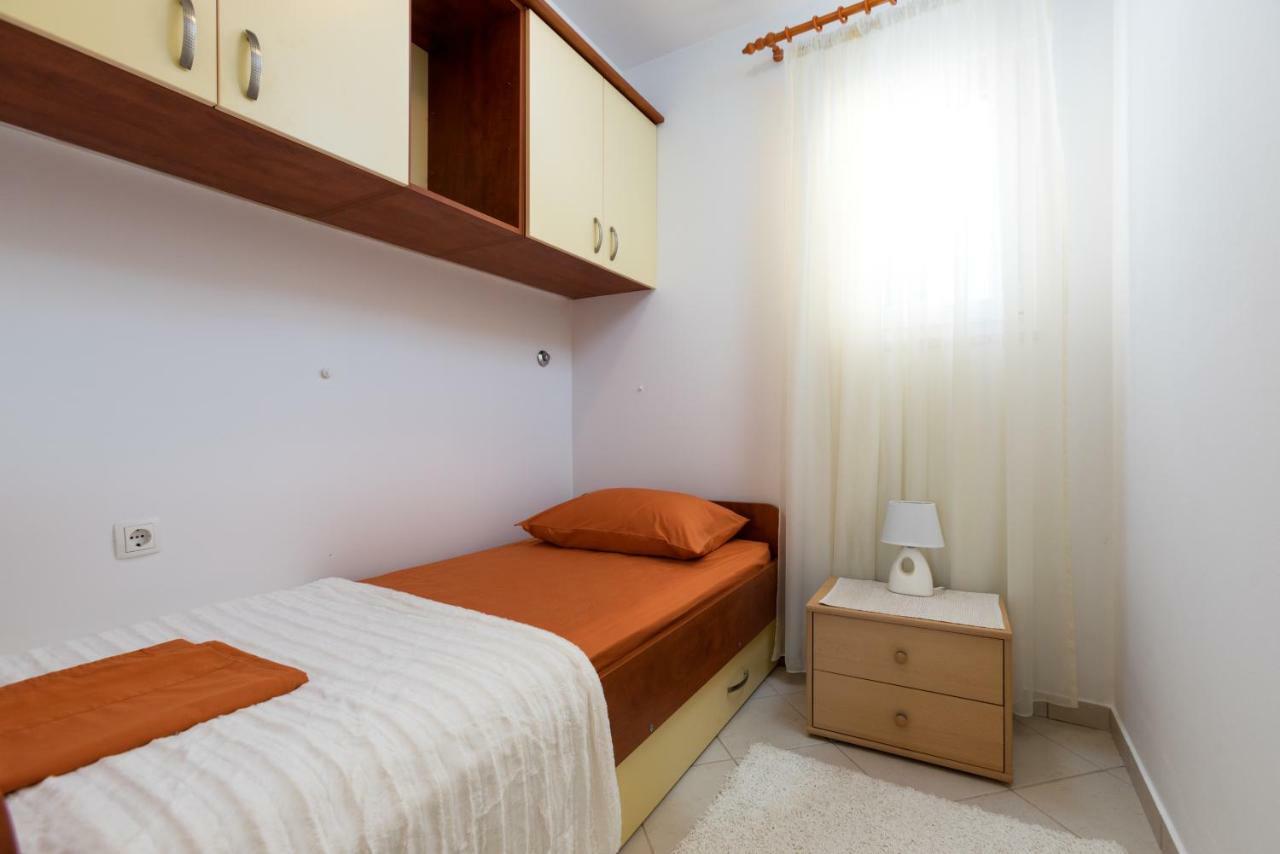 Apartment Goga Sevid Buitenkant foto