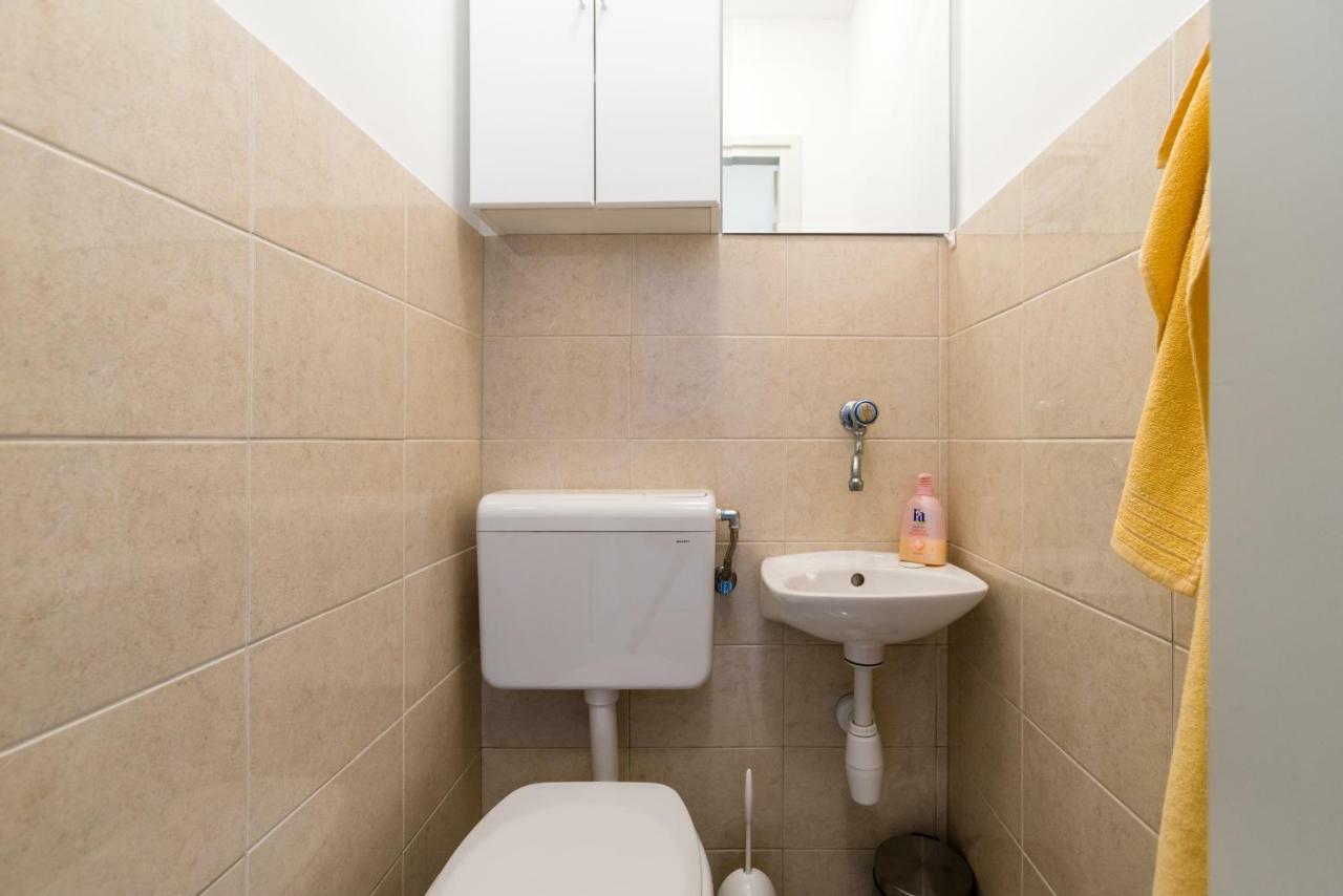 Apartment Goga Sevid Buitenkant foto