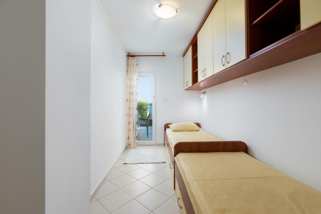 Apartment Goga Sevid Buitenkant foto